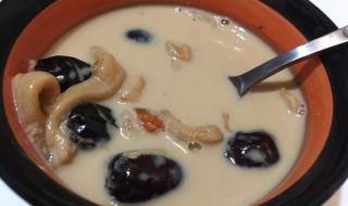 鱼胶雪燕炖牛奶的正确方法 牛奶红枣炖鱼胶的做法